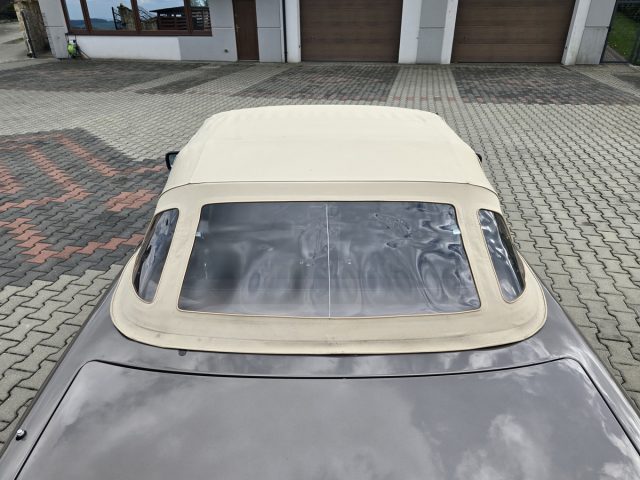 1988 Mercedes 560SL R107 — zdjęcie 25