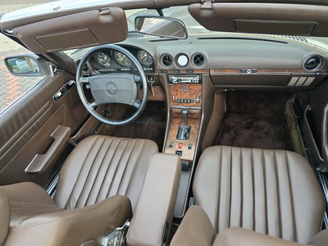 1988 Mercedes 560SL R107 — zdjęcie 21