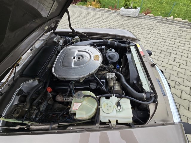 1988 Mercedes 560SL R107 — zdjęcie 19