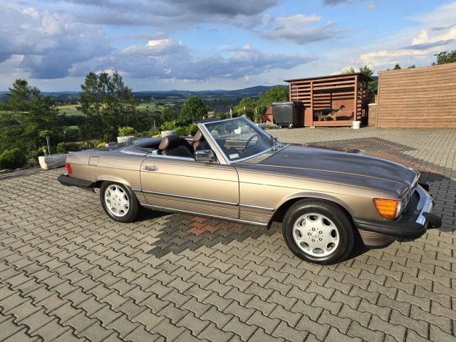 1988 Mercedes 560SL R107